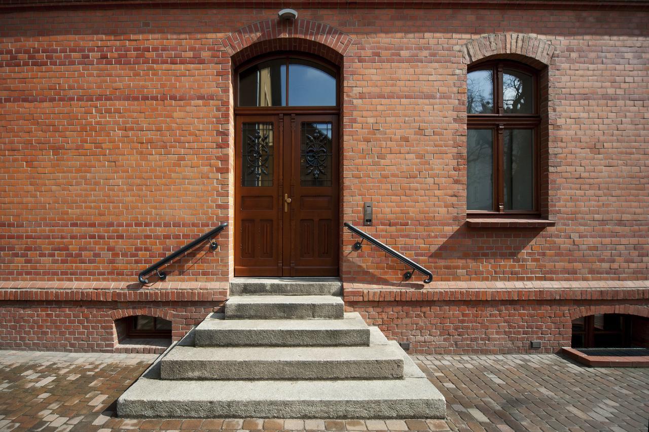 Przestronny Apartament Very Berry W Poznaniu Z Dwiema Sypialniami By Noclegi Renters Bagian luar foto